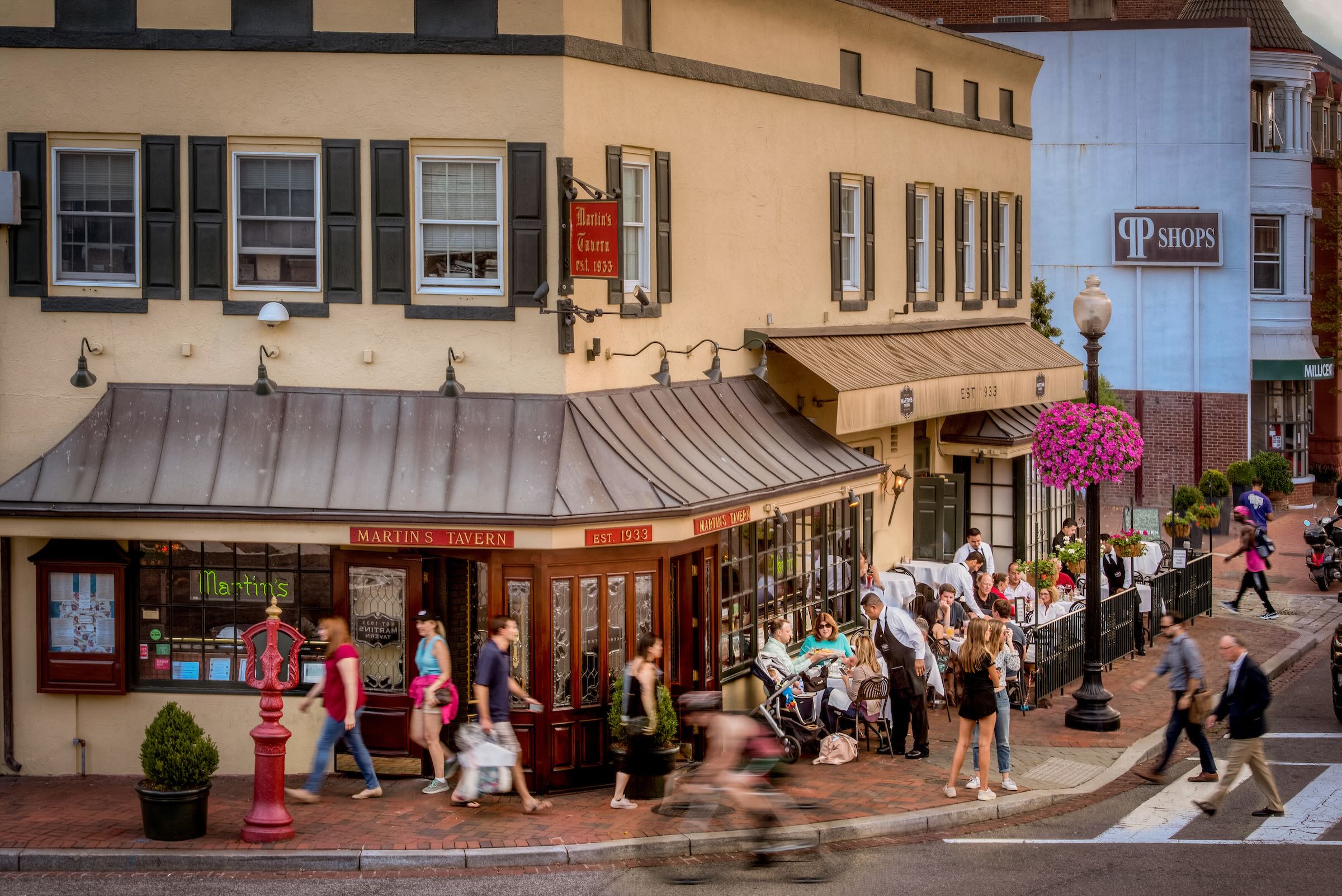 Martin's Tavern: Martin's Tavern has served US presidents from Harry S. Truman to George W. Bush, senators, secretaries of state, baseball greats, and more. ((Photo credit: Georgetown BID))